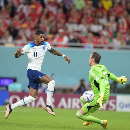 鲍威尔：高诗岩做出了非常好的表率作用 他能够把全队融在一起（鲍威尔赞高诗岩：以身作则，带动全队融为一体）