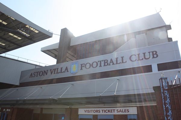 剑南春丨多特1-1汉堡，丘库埃梅卡破门，柯尼希斯多费尔绝平（剑南春丨多特1比1战平汉堡：丘库埃梅卡先开纪录，柯尼希斯多费尔补时扳平）