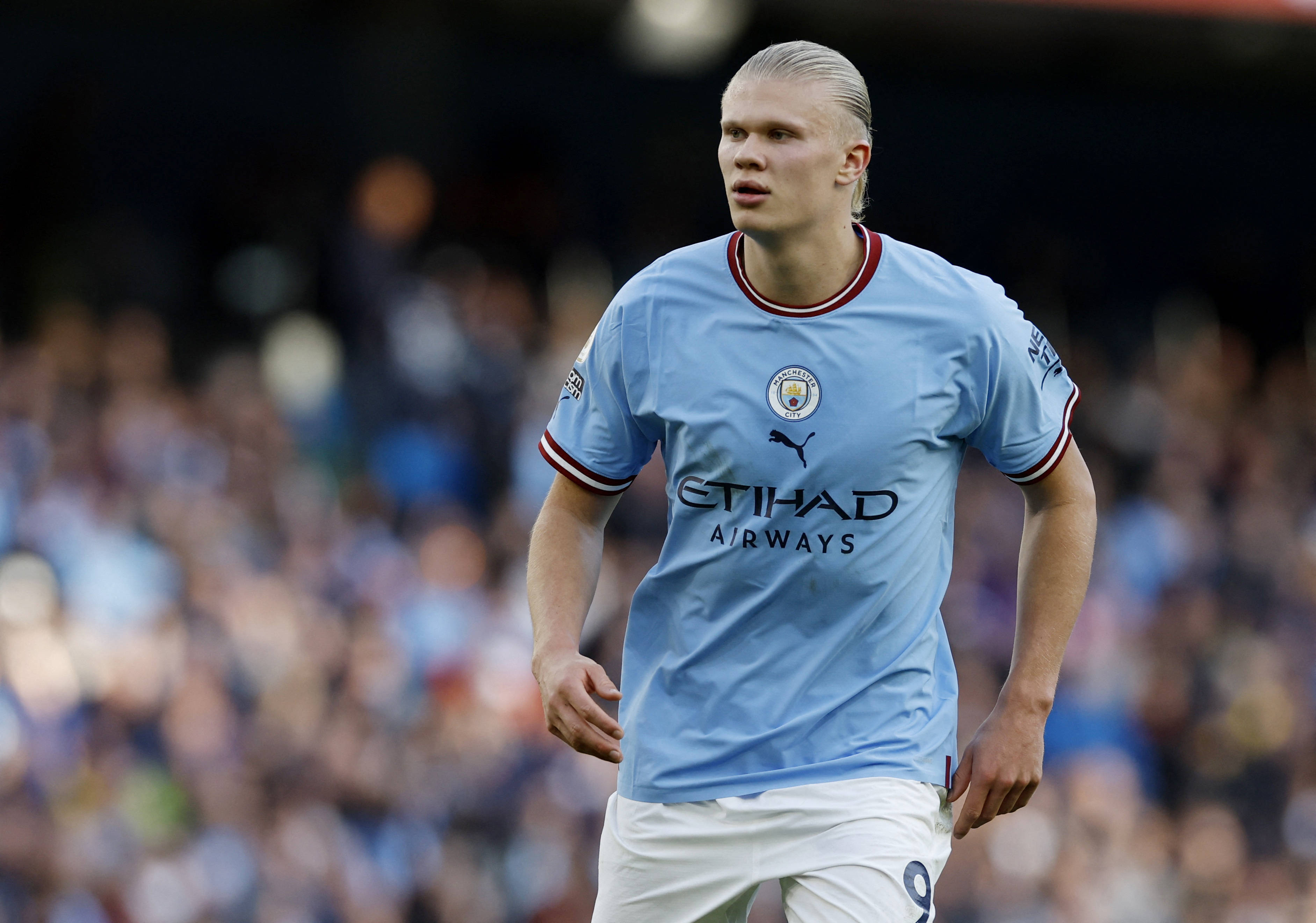 法国杯半场：杜埃建功、登贝莱点射，巴黎暂2-0丰特奈文迪（法国杯半场战报：杜埃破门、登贝莱点射，巴黎暂以2-0领先丰特奈文迪）